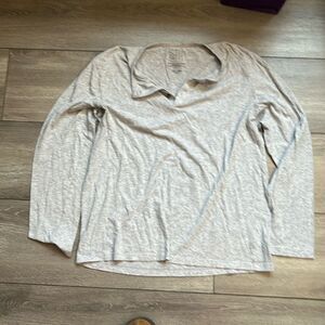 MM83 Core long sleeve button top